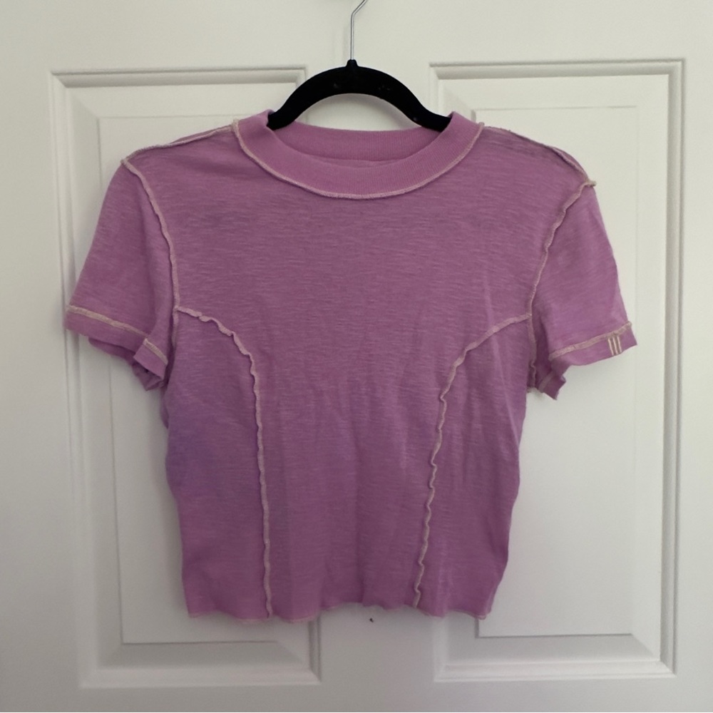bdg ★ purple stretch fitted short sleeve contrast stitch crop top - Picture 3 of 7